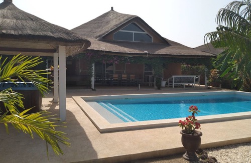 Nianing Villa | LUXURY VILLA with SWIMMING POOL/JACUZZI/WIFI/CLIMATIZATION/BALLARD