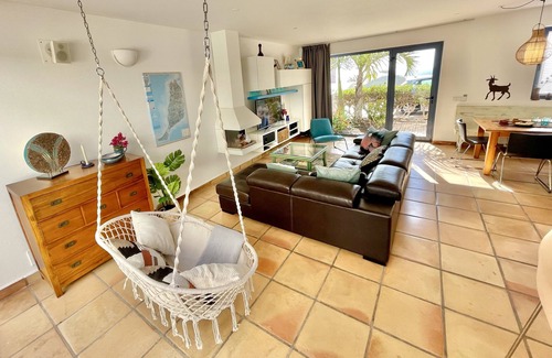 Bahia Calma Villa | Luxury Villa with wonderful oceanview, private pool & WIFI