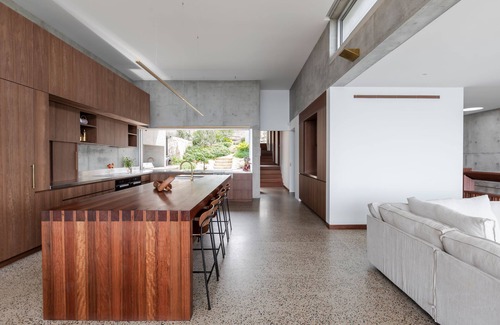 South Coogee House | Luxury Villas Bunya (Ocean Views)