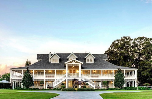 Wongawallan House | Luxury Villas Guanaba Estate (Heated Pool)