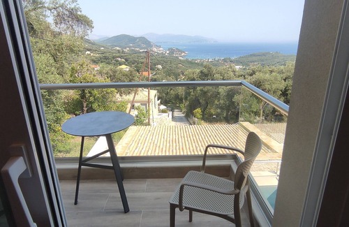 Anthousa Villa | Luxury villas w/private pool for every villa . 5 min from parga and valtos beach