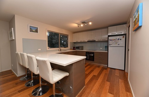 Waratah House | Luxury Waratah Bay Beach House with sweeping views of Wilsons Prom