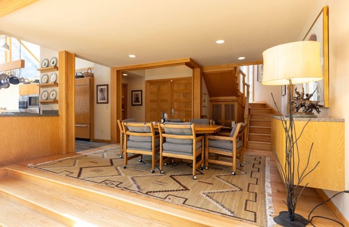 Warm Springs House | Luxury Warm Springs Creekfront Home