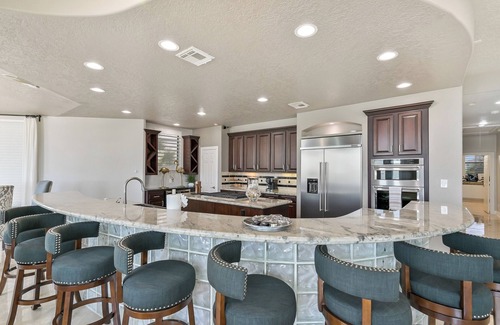 El Lago House | Luxury Waterfront Estate-Private Pool/Sunset Views