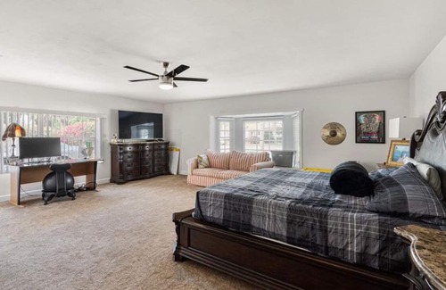 McGregor House | Luxury Waterfront Home w Pool HotTub and Waterslide. Off McGregor near Beaches