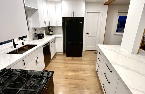 Virginia Cottage | Luxury Waterfront/Lakefront Cottage on Lake Simcoe