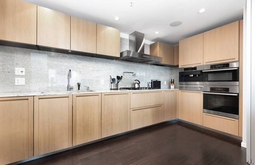 Coal Harbour Apartment | Luxury Waterfront Living at Fairmont Pacific Rim Estates