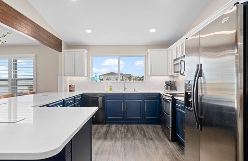 Rockport House | Luxury Waterfront Retreat: Pool, Fishing & 5BR, Sleeps 12