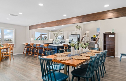 Rockport House | Luxury Waterfront Retreat: Pool, Fishing & 5BR, Sleeps 12