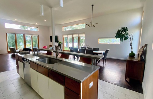New Rochelle House | Luxury Waterfront Mansion on Long Island Sound