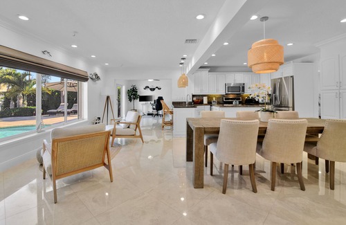 Garden Isles House | Luxury Waterfront house/Heated pool in paradise