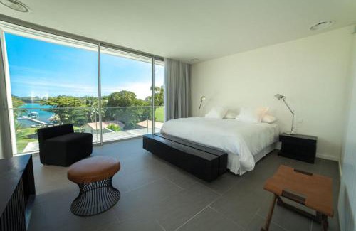 Le Vauclin Villa | Luxury waterfront villa MQFR08
