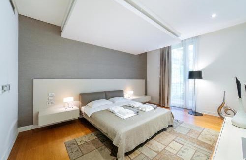 Budva Villa | Luxury Waterfront Villa at Dukly Gardens