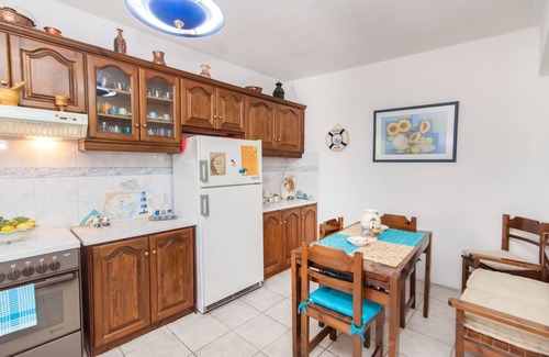 Exomvourgo House | Luxury Wave Maisonette Ormos Isternion Tinos