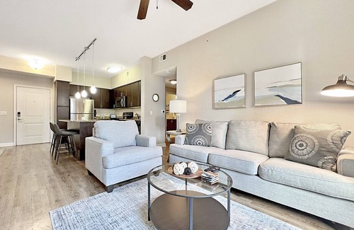 Carver City - Lincoln Gardens Apartment | Luxury Westshore Living, Work Desk, Pet Friendly!