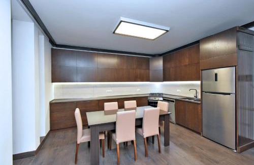 Arabkir Villa | Luxury White House In Yerevan