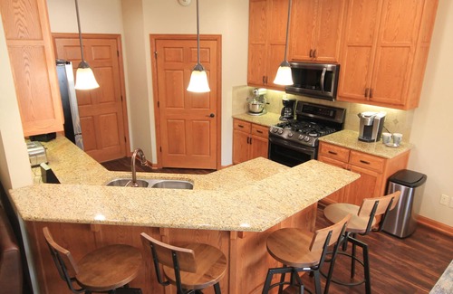 Cascade Township House | Luxury With Spectacular Views 5 miles from Mayo