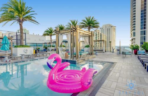 Hollywood South Central Beach Apartment | Luxury with stunning view, Balcony, Amazing Pools