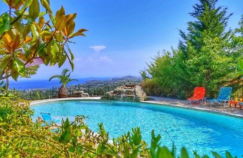 Kato Korakiana Villa | Luxury Wooden Villa with Pool, The Nest