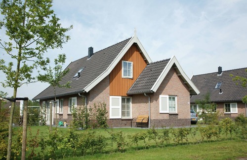 Appelscha House | Luxury Woodland Villa w/Garden