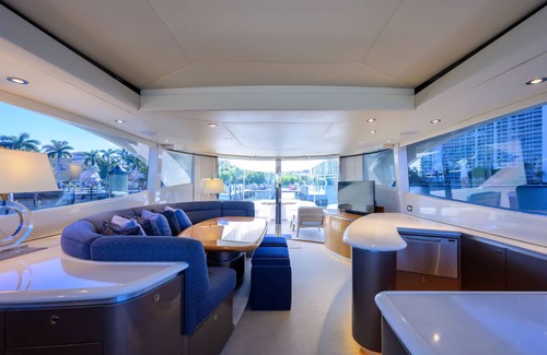 Riverwalk Fort Lauderdale Boat Rental | Luxury Yacht stay Fort lauderdale