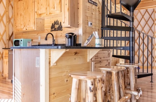 Pigeon Forge Cabin | Luxury Yurt Cozy & Fun 1br/1bth, experience it, Private Deck w Grill & HotTub