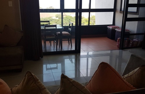 Durban Point Apartment | Luxury 3 Bed overlooking Ushaka Marine world