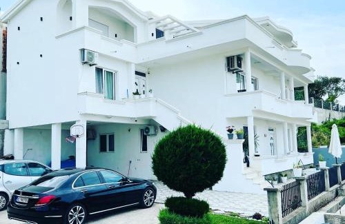 Gjerana Apartment | LuxuryHome Ulcinj 1