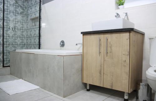 Zeerust House | Luxuryo