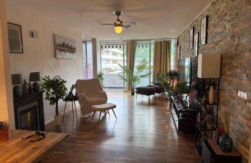 Rhein-Erft-Kreis District Apartment | Luxus Business Apt mit Badewanne Balkon und Tiefgaragenstellplatz