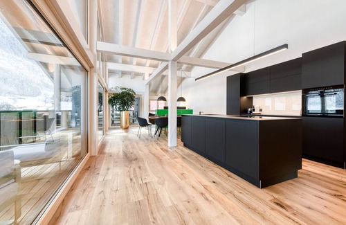 Brand Apartment | Luxus Penthouse Zentral