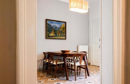 Lend Apartment | Luxusapartment im Zentrum mit Schlossbergblick und Parkplatz