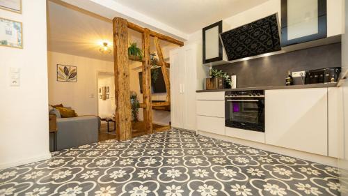 Ravensburg Apartment | Luxx Home RV, City Marienplatz