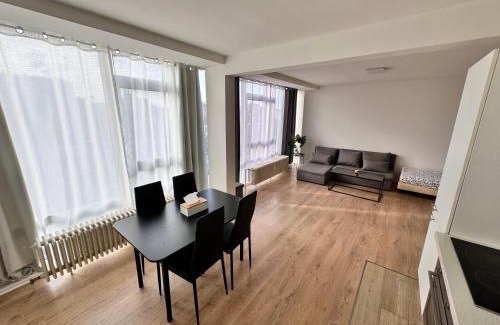 Sint-Jans-Molenbeek Apartment | LUYS Apartment