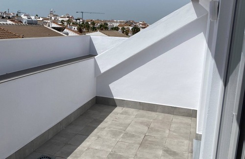 Palos de la Frontera Condo | Luz, Confort, Calidad