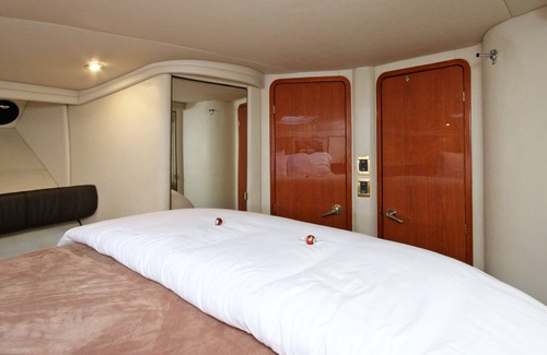 Downtown San Diego Boat Rental | Luz de Luna. 50' of Luxury And Zen in The Ocean, Most Beautiful Natural Tune