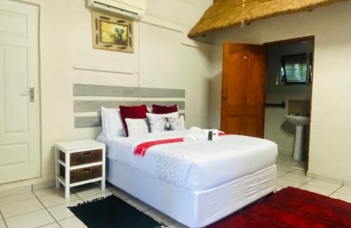 Kareeberg Bed & Breakfast | Luz to Bethel Guest House