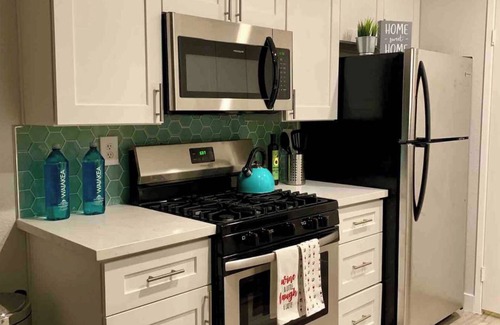 Spring Valley Condo | LV Modern Hearthstone