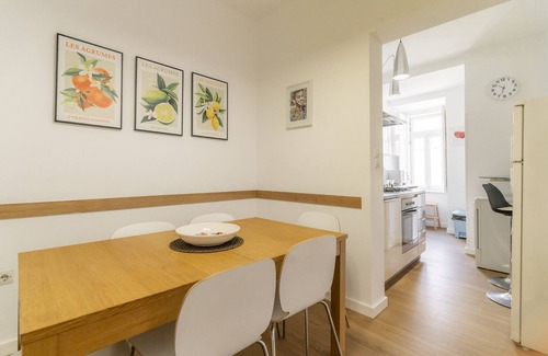 Pena Apartment | LV Premier Baixa CN1- AC, elevator, central, views
