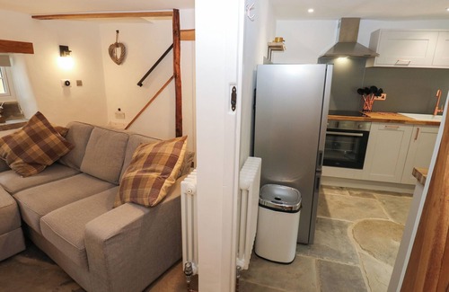 Eyam Cottage | Lydgate Cottage