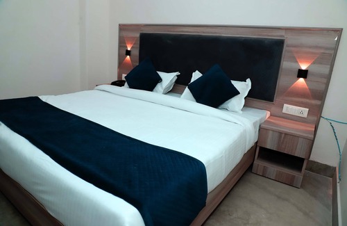Noida Resort | Lyf Corporate Suites - Noida Sector 19