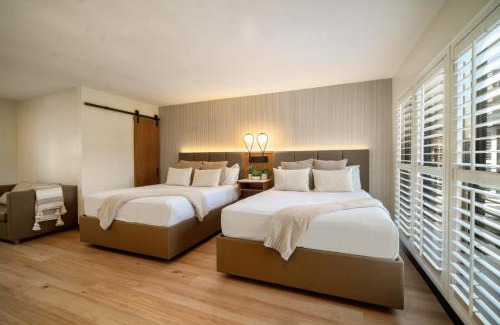 Fairfax District Cabin | LYFE INN & SUITES by AGA - Beverly Hills