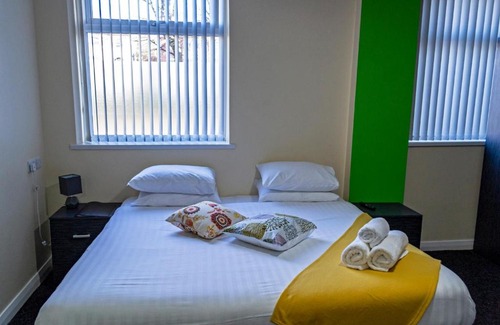 Tunstall Apartment | Lymedale Suites Studios & Aparthotel in NEWCASTLE UNDER LYME & STOKE