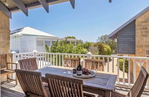 Quindalup House | Lymewood Beach House Dunsborough - opposite Geographe Bay beachfront