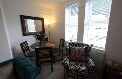 Lymm Apartment | Lymm Village Apartment
