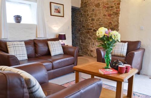 Parkham House | Lynches