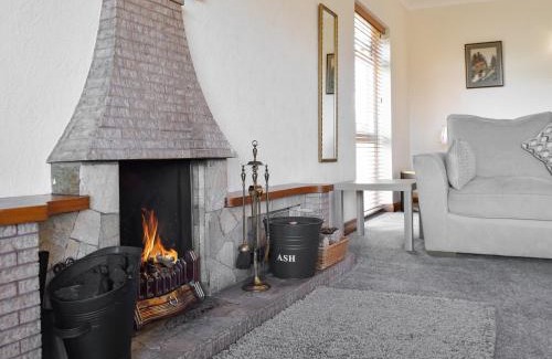 Sandbach House | Lyncroft Holiday Bungalow