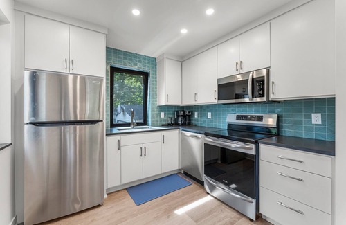 Southwest Minneapolis Apartment | Lynnhurst Perch