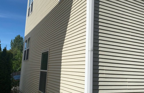 Picnic Point-North Lynnwood House | Lynnwood Airport-Retreat