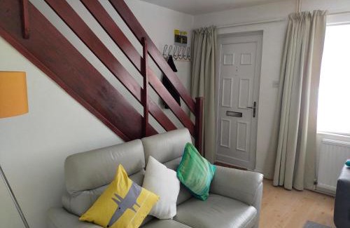 Wadsworth House | Lynton House